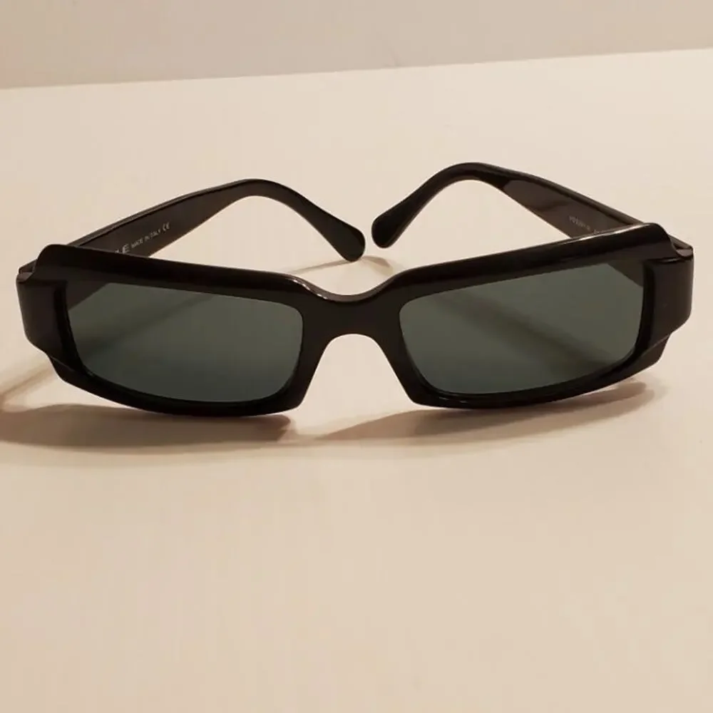 Vogue VO2327-S Sunglasses Frames W44/6. Size 52x18x130